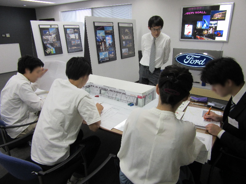 採用内定者懇談会.jpg kondan.jpg