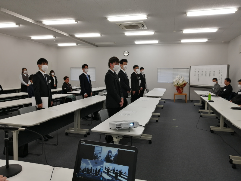 入社式5 new5.jpg